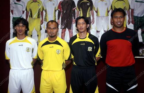 PASUKAN PERAK