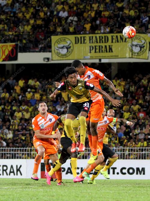 PK05_30042016_BOLA_PERAK