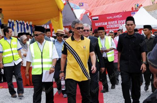 PK05_30092013_TNB