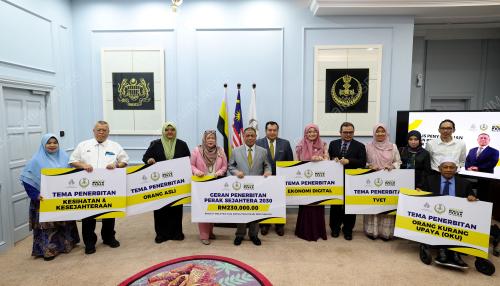 DATUK SERI SAARANI MOHAMAD