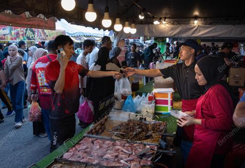 TINJAUAN BAZAR RAMADHAN