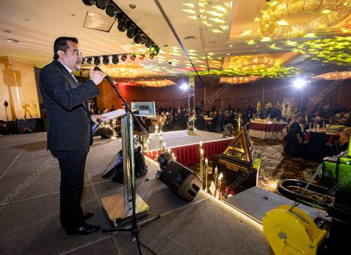 DATUK DR ASYRAF WAJDI DUSUKI