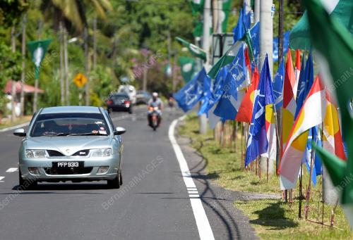 PK06_03062016_BENDERA