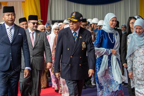 SULTAN SHARAFUDDIN IDRIS SHAH