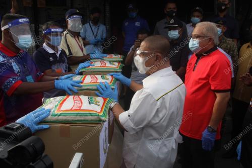 DATUK SAARANI MOHAMAD