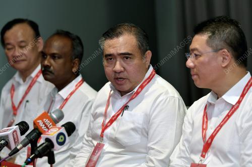 SETIAUSAHA AGUNG DAP ANTHONY LOKE