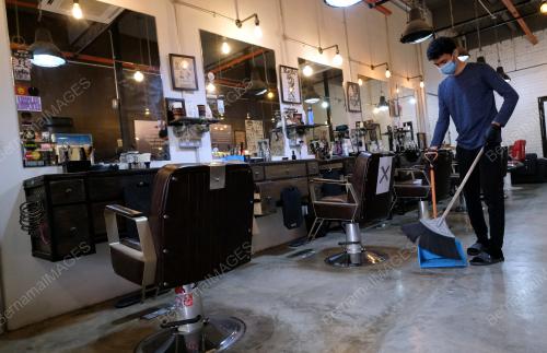 PERSIAPAN KEDAI GUNTING RAMBUT