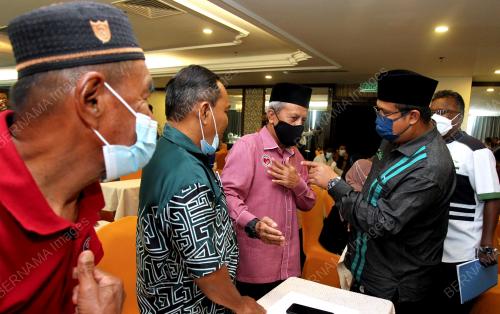 MOHD AKMAL KAMARUDIN