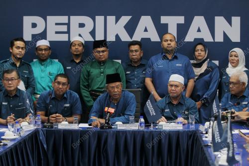 TAN SRI MUHYIDDIN YASSIN