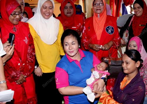 PK06_09112012_ROSMAH_BANJIR