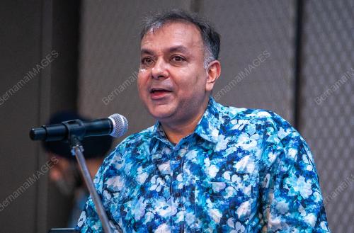 HARRY SEGGU