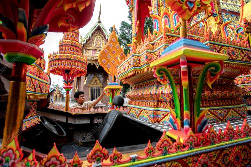 TINJAUAN PERSIAPAN HARI WESAK