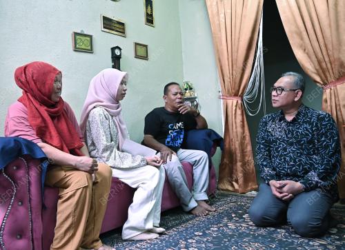PROF DR MOHD ZAMRI IBRAHIM