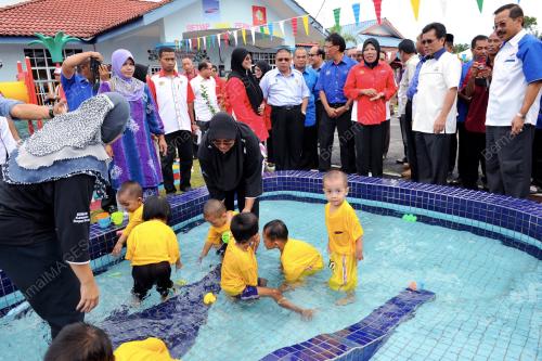 PK06_11012013_SHAFIE