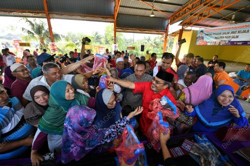 PK06_11022018_PASAR_JIMAT