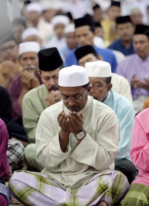 ZAMBRY ABDUL KADIR