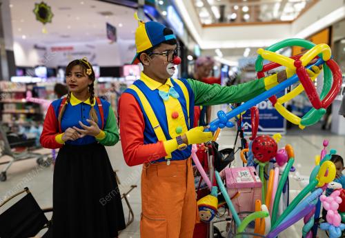KERJAYA BADUT BAGI 3 SEKELUARGA