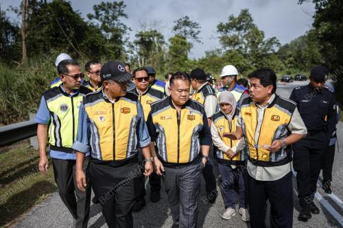 DATUK SERI ALEXANDER NANTA LINGGI