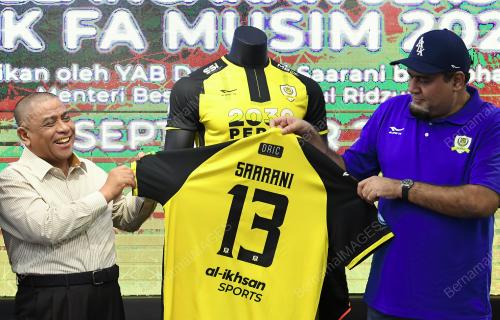 DATUK SERI SAARANI MOHAMAD