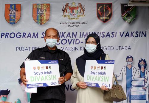 PEMBUKAAN PUSAT PEMBERIAN VAKSIN KLINIK BRIGED UTARA
