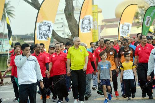 PK06_13112016_LARIAN