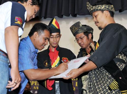 PK06_15042012_SILAT