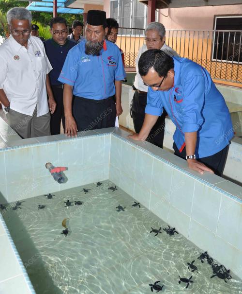 DATUK WIRA MOHD JOHARI BAHARUM