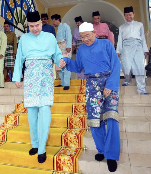 RAJA DR NAZRIN SHAH