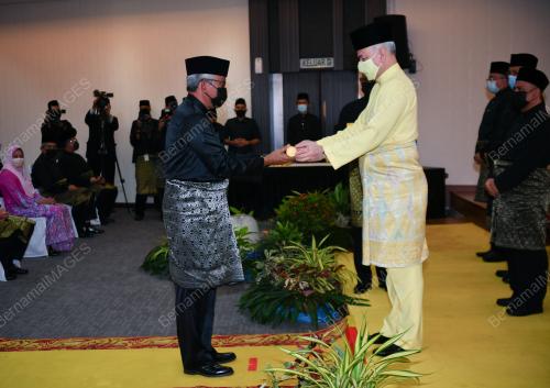 SULTAN PERAK SULTAN NAZRIN SHAH