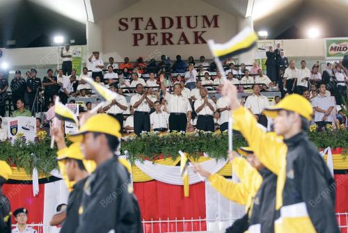 TAN SRI MUHYIDDIN YASSIN