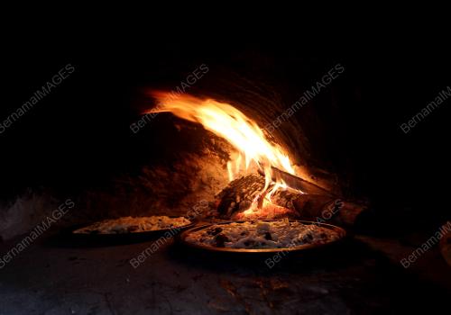 IPOH PIZZA KAYU API