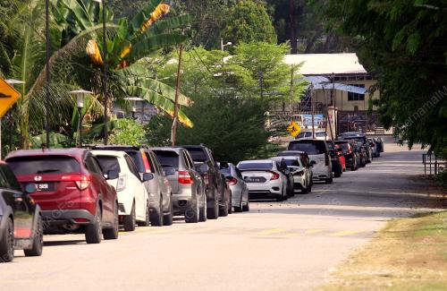 KESESAKAN DI JALAN RAJA HILIR IPOH
