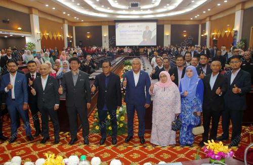 DATUK SERI MOHAMED KHALED NORDIN