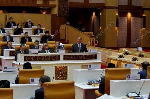 DATUK SERI SAARANI MOHAMAD