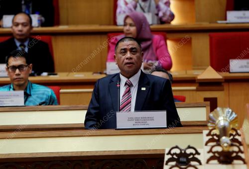 DATUK SERI SAARANI MOHAMAD