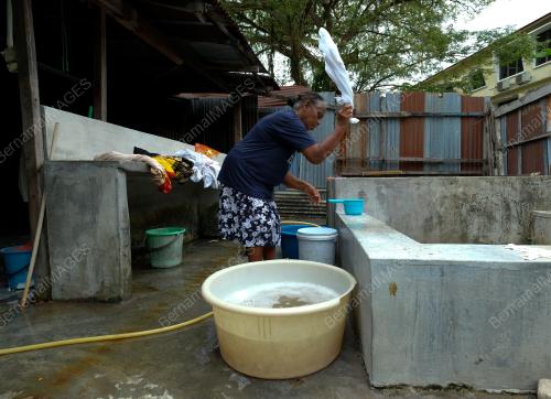 DOBI TRADISIONAL JALAN SILIBIN