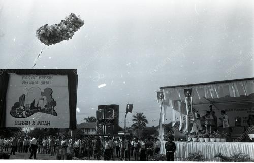 PK06_240690_LAWATAN