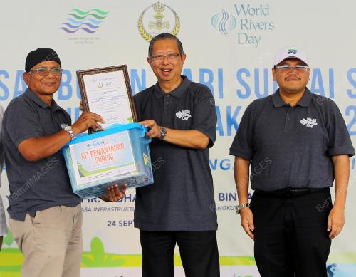 DATUK SERI MOHAMMAD NIZAR JAMALUDDIN