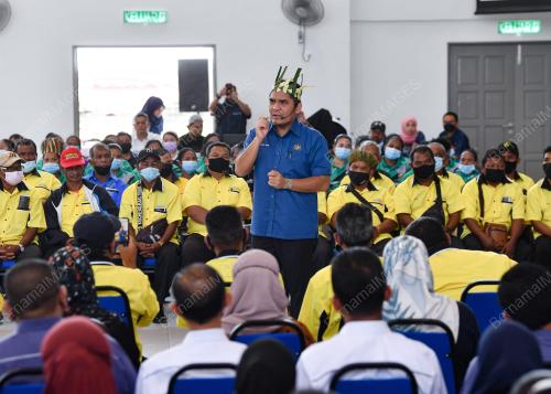 DATUK DR RADZI JIDIN