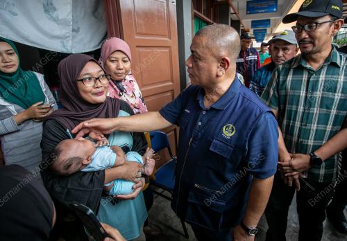 DATUK SERI SAARANI MOHAMAD