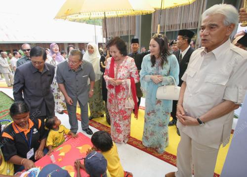 SULTAN AZLAN SHAH