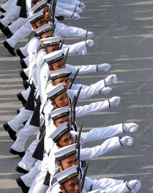 PK06_27042014_NAVY