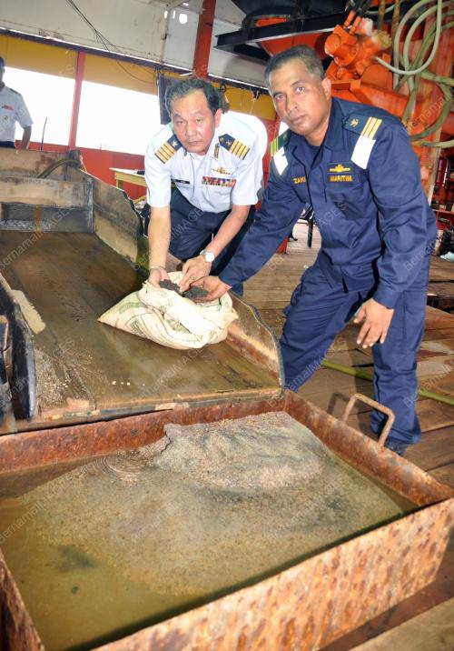 KAPAL KOREK