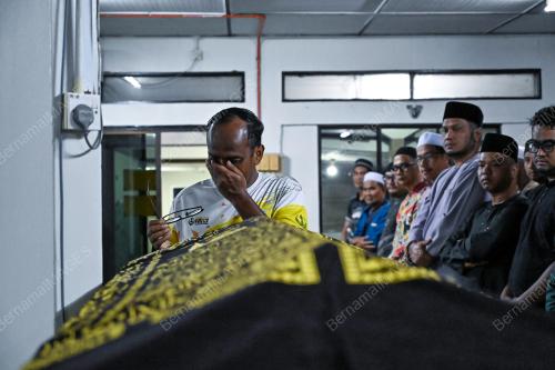 NUR IZZATI HUMAIRA AZIZUL