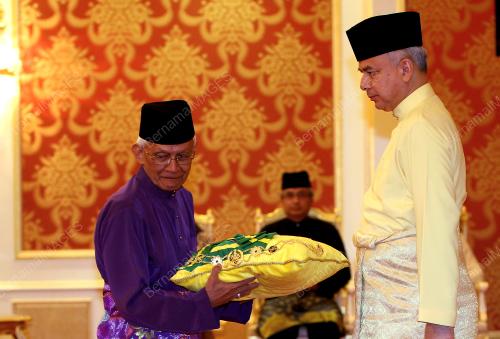 PK06_27082016_ANUGERAH
