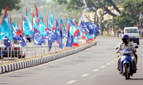 PERANG BENDERA