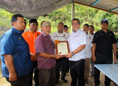 ADLY ZAHARI