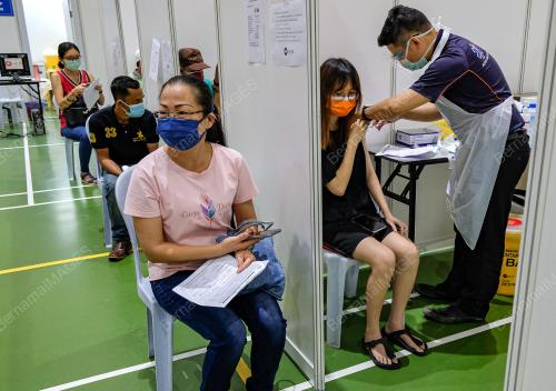 PUSAT PEMBERIAN VAKSIN INDUSTRI