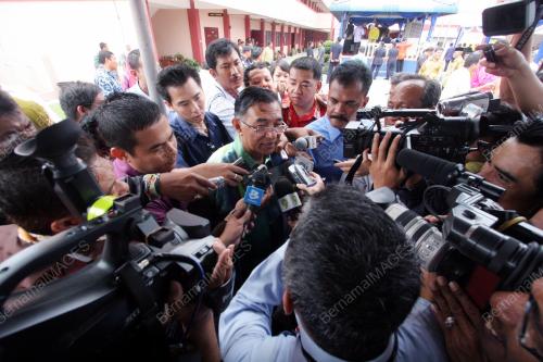 TAJOL ROSLI GHAZALI