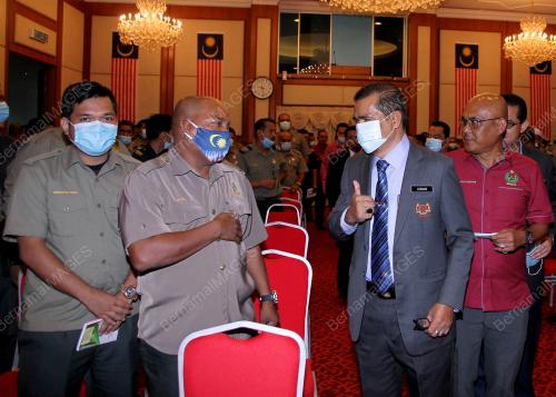 PRESIDEN CUEPACS ADNAN MAT